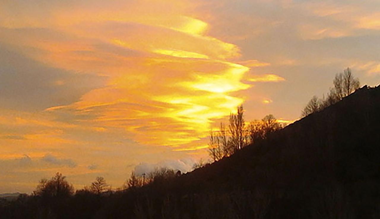 Refugio Alpujarra Alta Bed & Breakfast เตรเวเลซ ภายนอก รูปภาพ