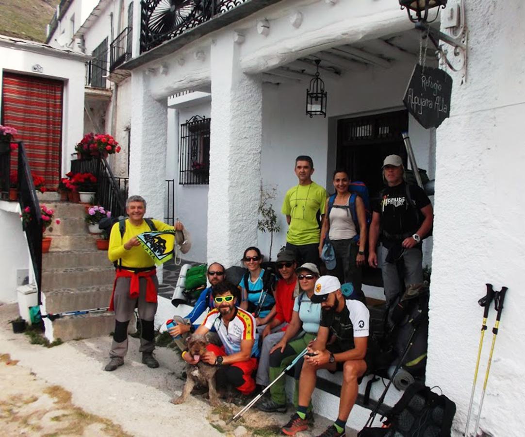 Refugio Alpujarra Alta Bed & Breakfast เตรเวเลซ ภายนอก รูปภาพ