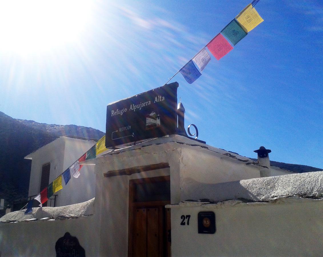 Refugio Alpujarra Alta Bed & Breakfast เตรเวเลซ ภายนอก รูปภาพ